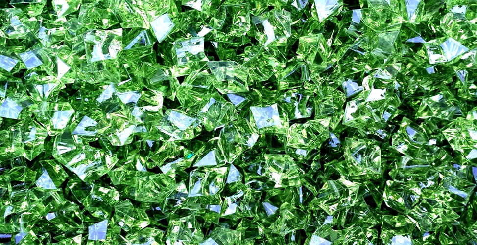 Sonhar com Diamante verde