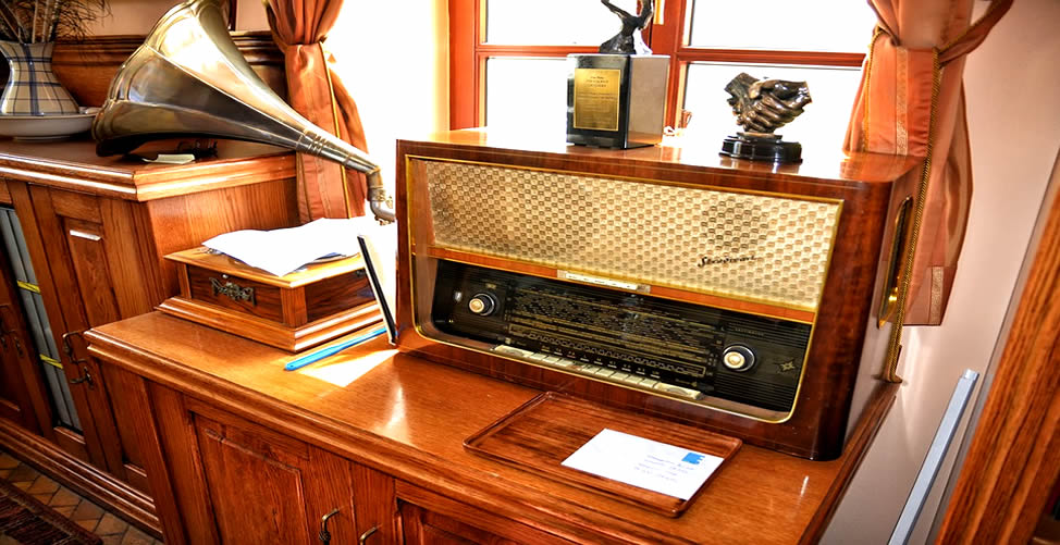 Sonhar Com Rádio Antigo