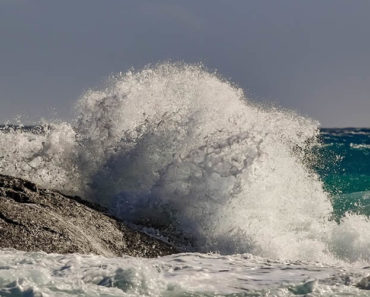 Sonhar Com Mar Agitado