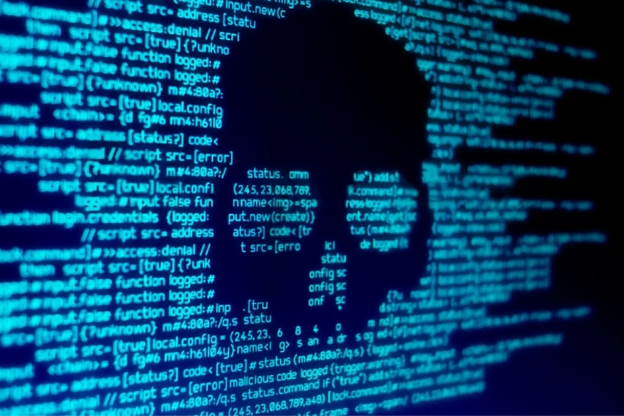 Código informático representando malware usado en fraudes con tarjetas