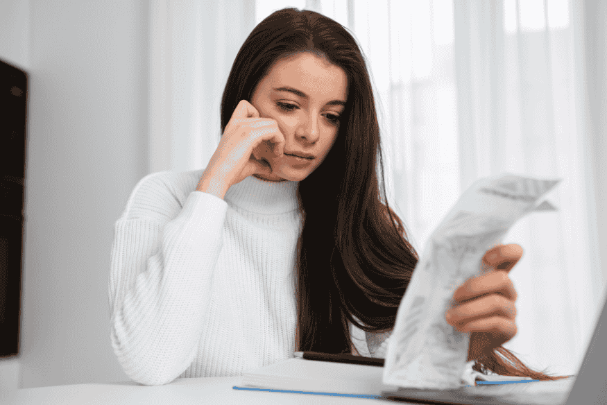 Revisión de gastos innecesarios en el presupuesto base cero para mejorar el control financiero